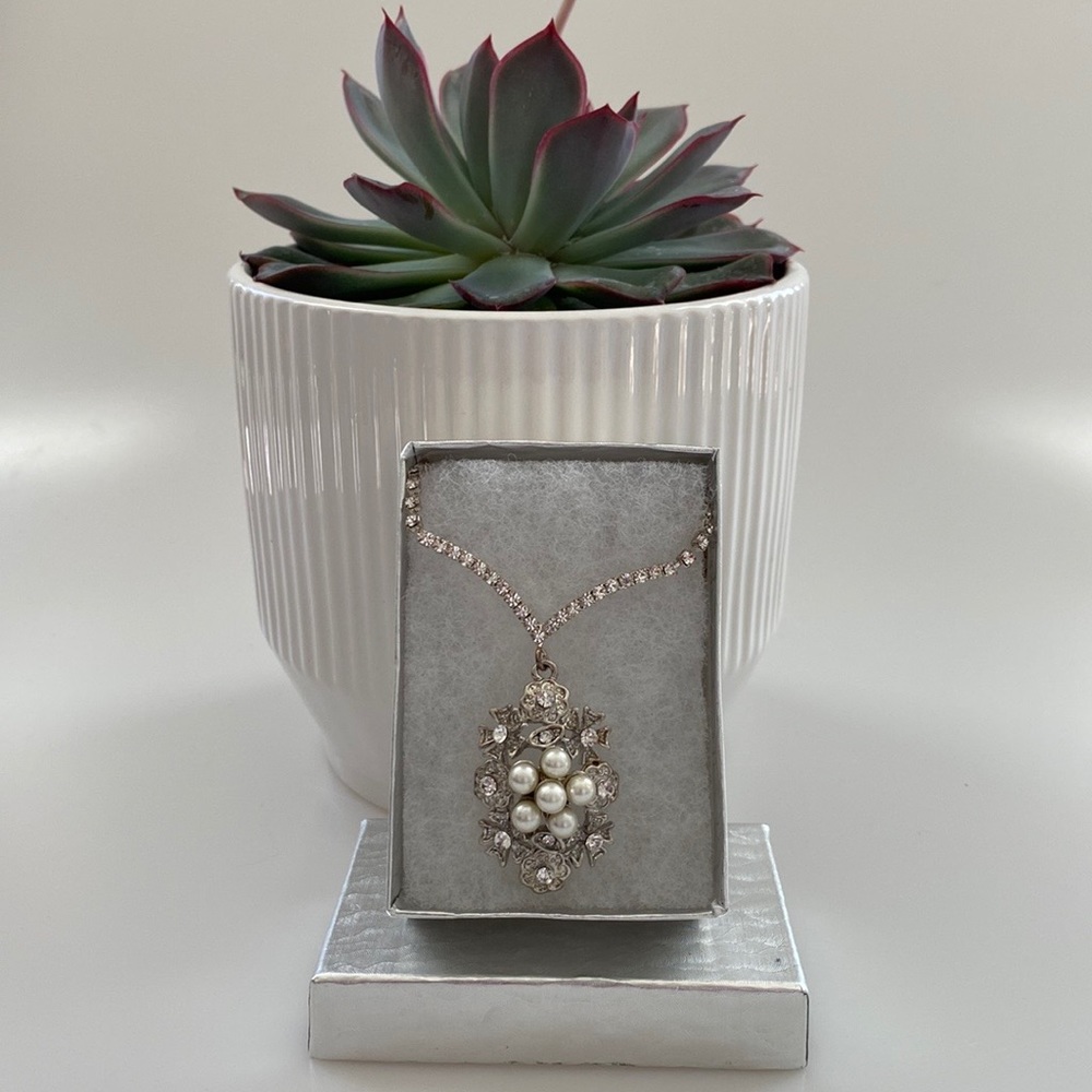 NWT Sterling Silver CZ and Pearl Bridal Necklace - Picture 2 of 2